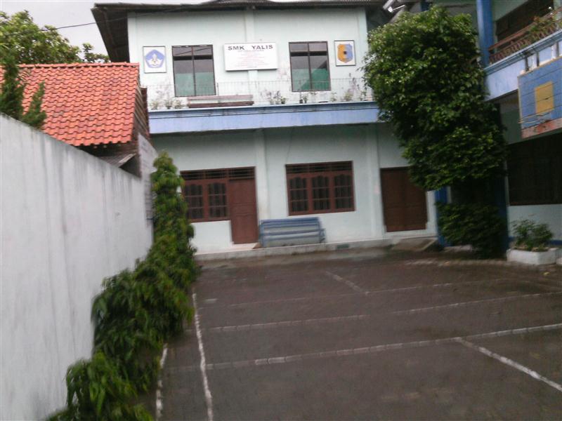 SMKS YALIS ASTANAJAPURA