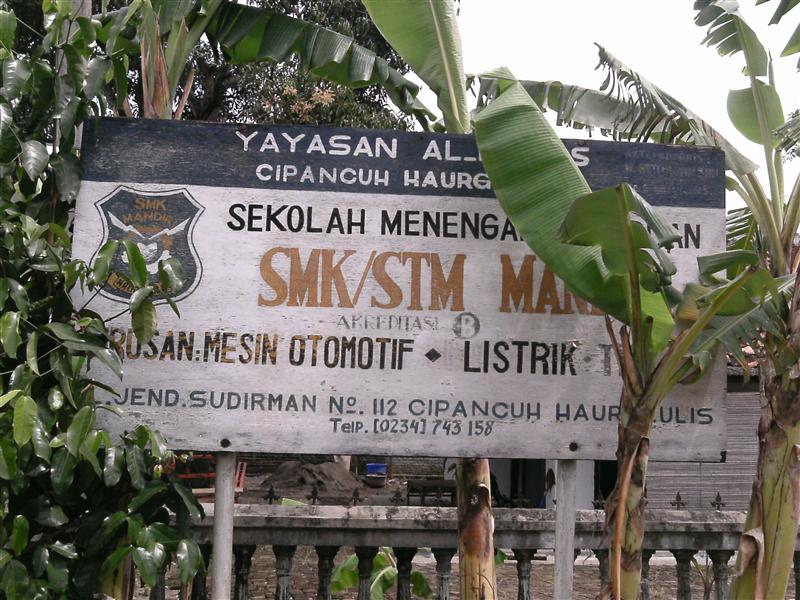 SMKS MANDIRI HAURGEULIS