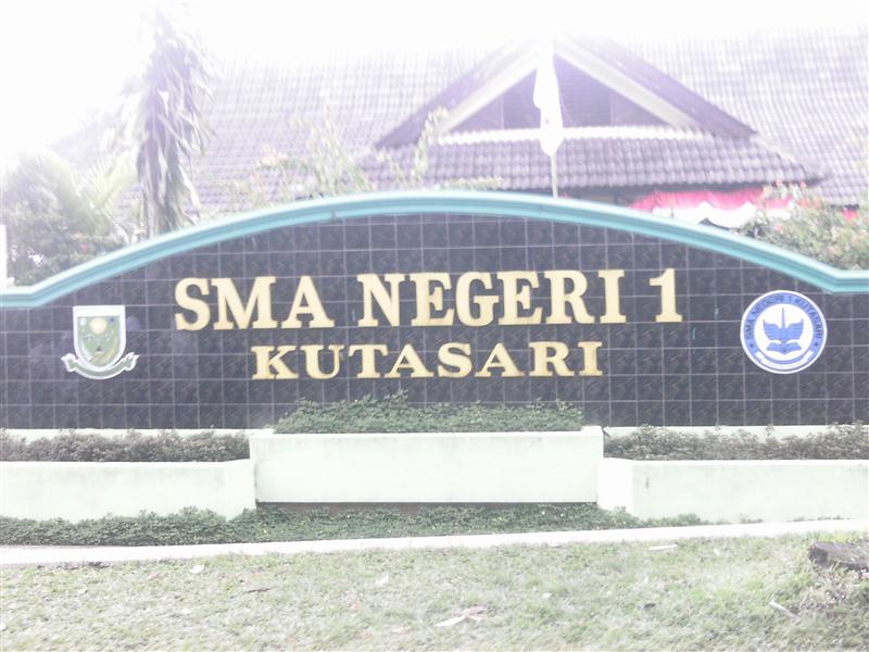 SMA NEGERI 1 KUTASARI