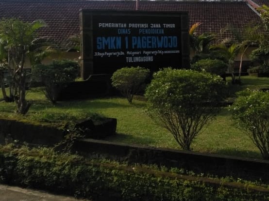 SMK NEGERI 1 PAGERWOJO