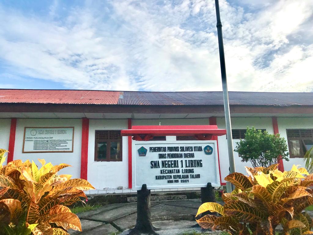 SMA NEGERI 1 LIRUNG