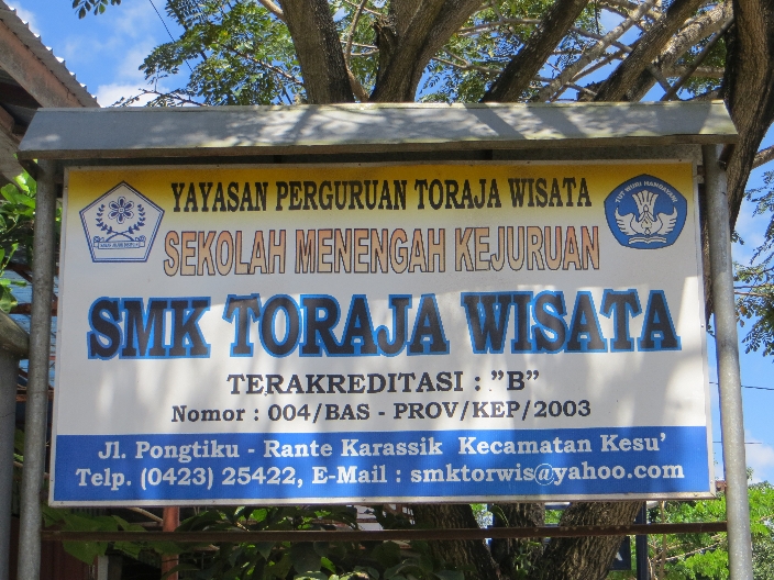 SMKS TORAJA WISATA RANTEPAO