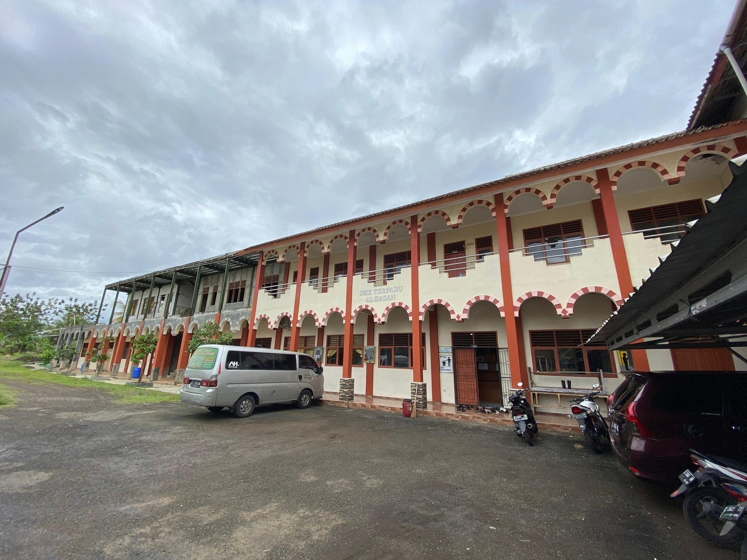 SMK TERPADU AL HASAN