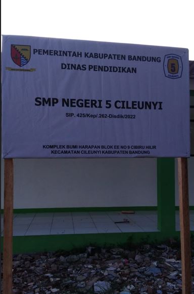 SMP NEGERI 5 CILEUNYI