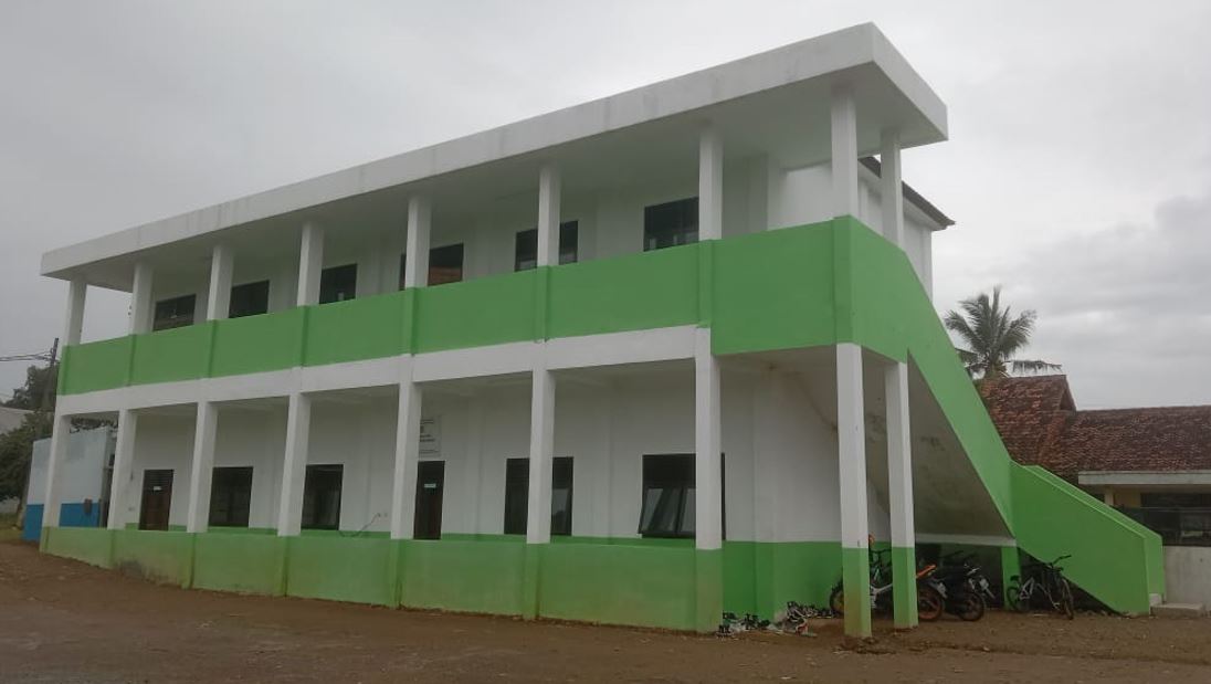 SMP NEGERI 4 MARGAHAYU