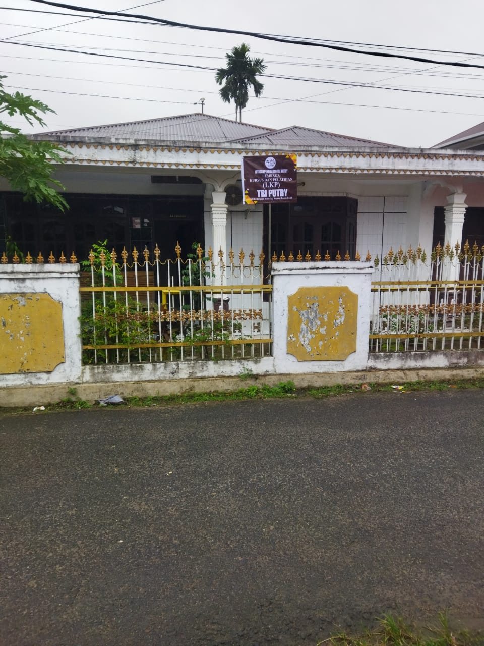 Lkp Tri Putry