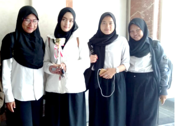 Sanggar Kegiatan Belajar 20
