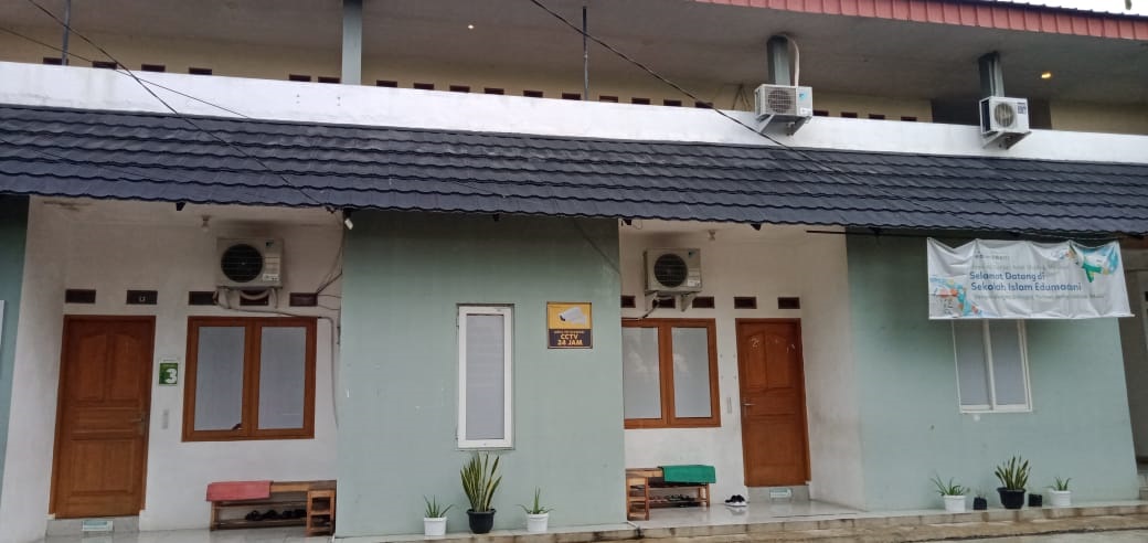 Pkbm Edumadani