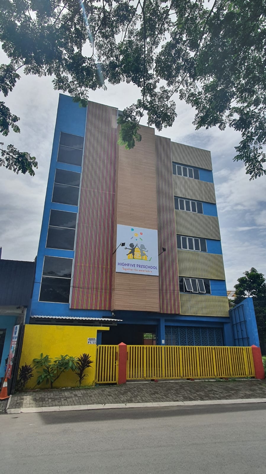 Pkbm High Five Academy